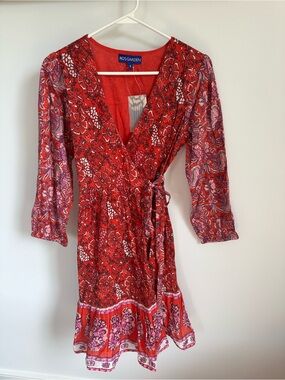 Ro’s Garden Red Floral Wrap Dress
Size S  NWT